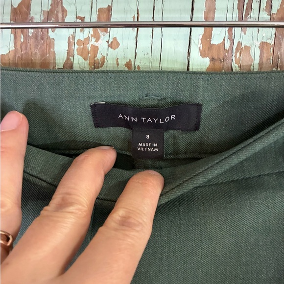 Ann Taylor Forest Green wide Leg trouser Pants - Picture 2 of 7